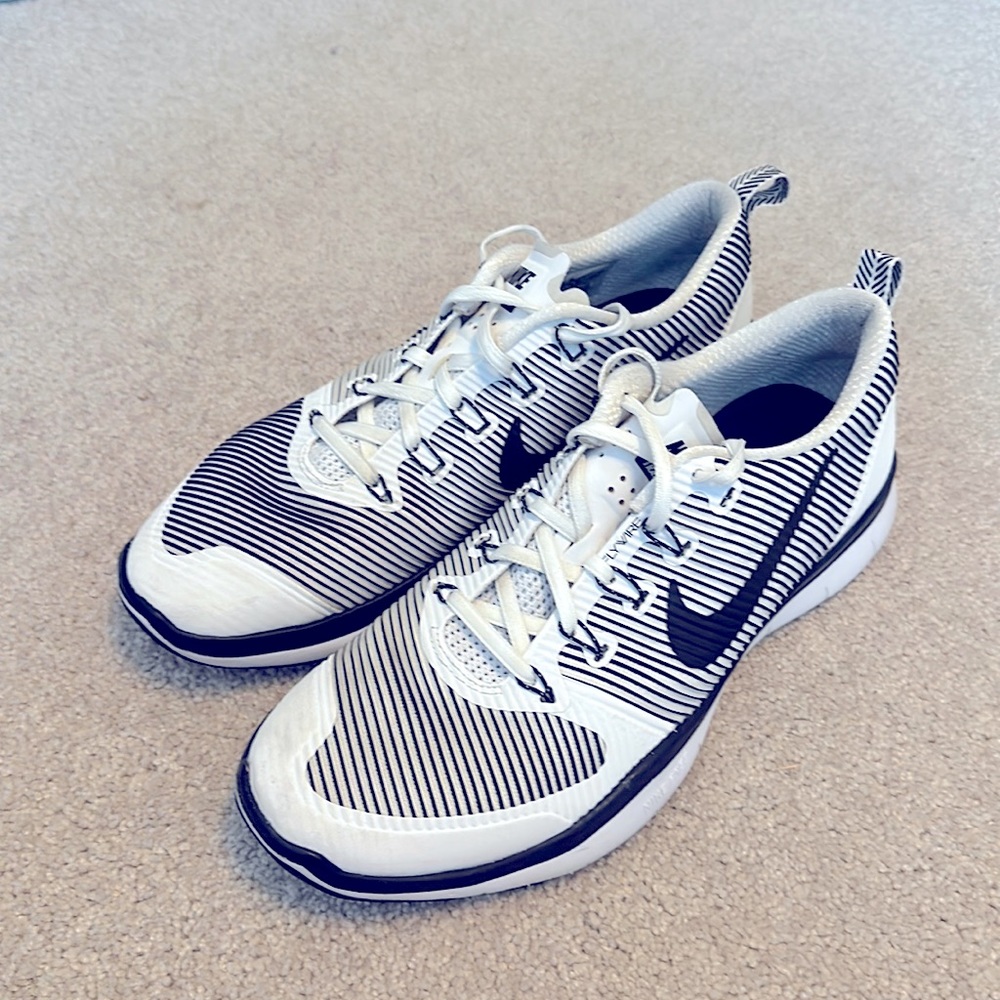 Nike Free Train Versatility Size 10.5